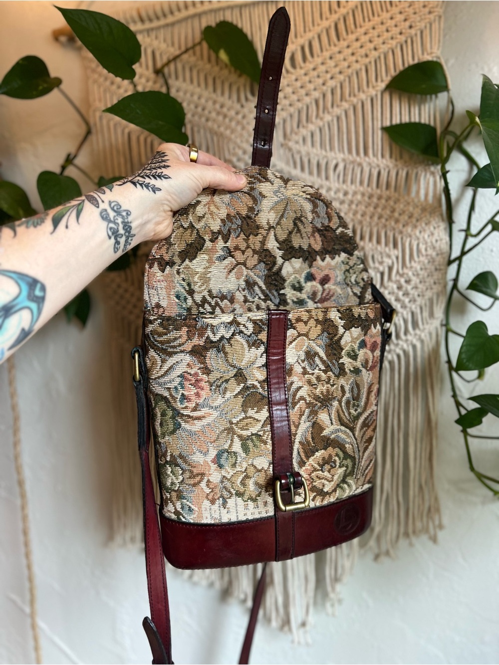 Vintage Floral Tapestry Crossbody Bag Leather Boho Cottagecore Bucket Purse - Picture 11 of 14